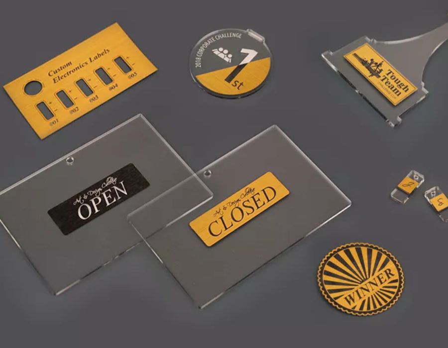 Acrylic Labels Dubai