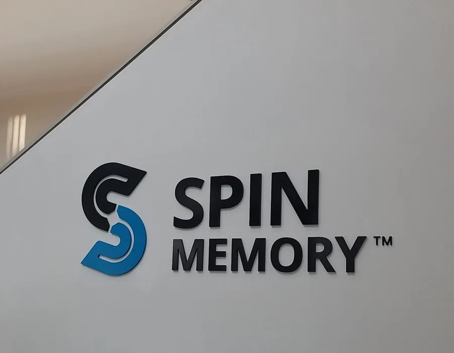 acrylic wall Signage Dubai